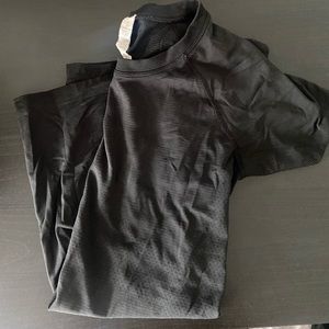 Lululemon swiftly tech size 6 black